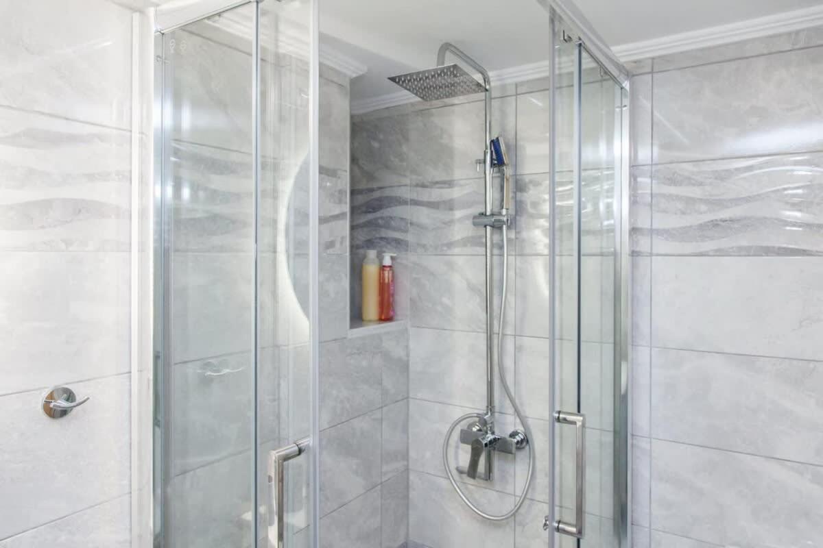 Beautiful New Apartment In Petralona Афіни Екстер'єр фото